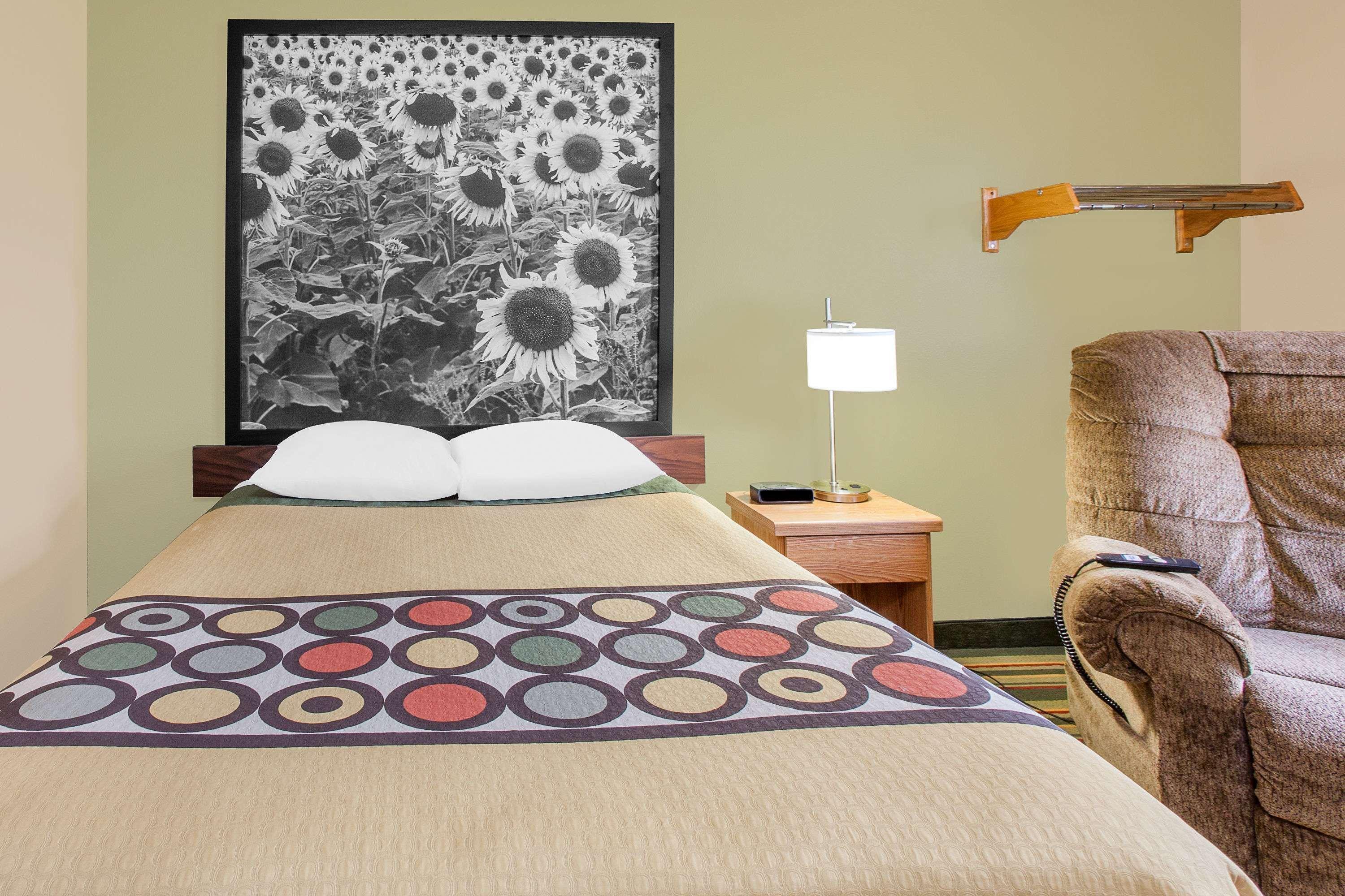 Super 8 By Wyndham Mt Pleasant Motel Mount Pleasant Dış mekan fotoğraf
