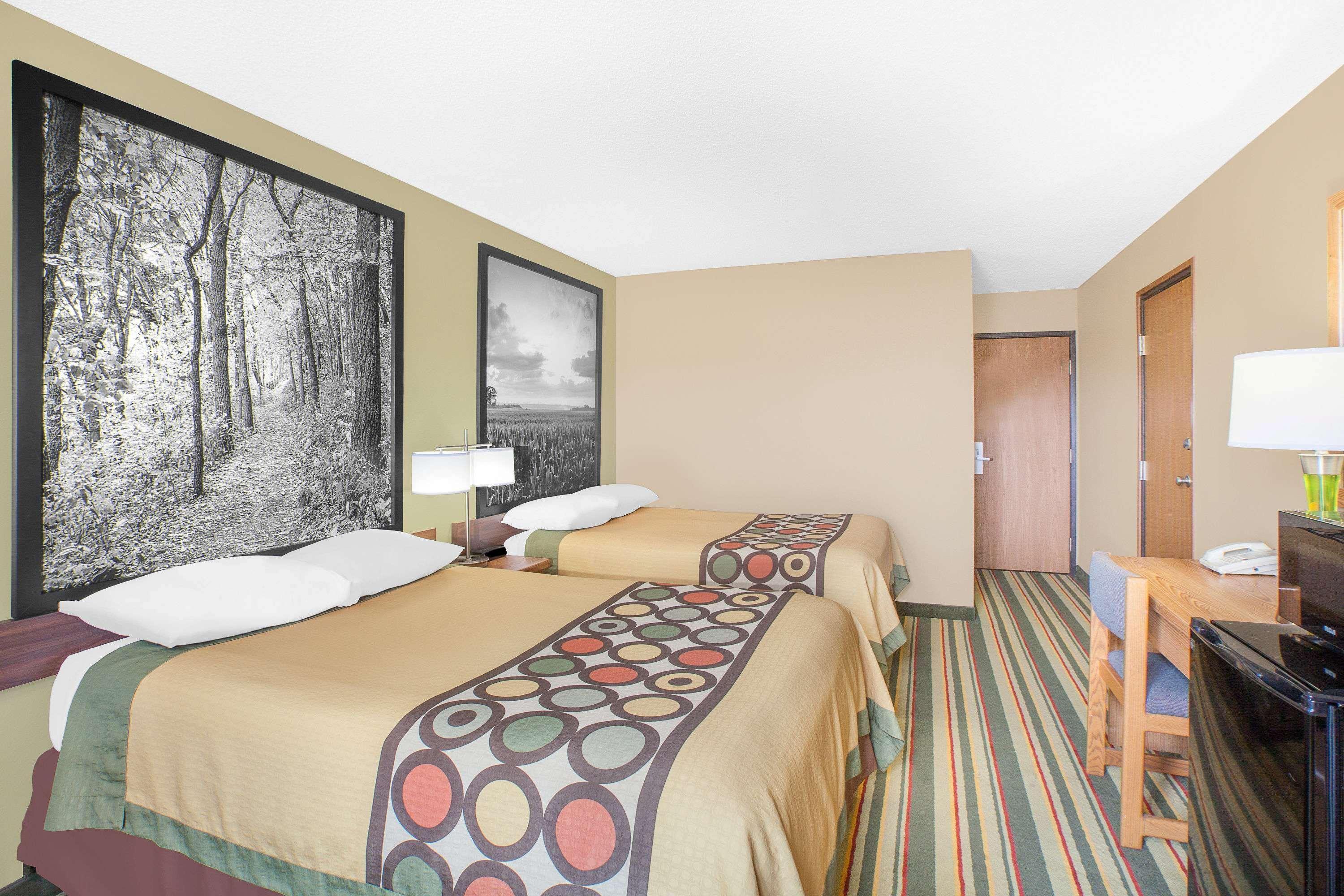 Super 8 By Wyndham Mt Pleasant Motel Mount Pleasant Dış mekan fotoğraf