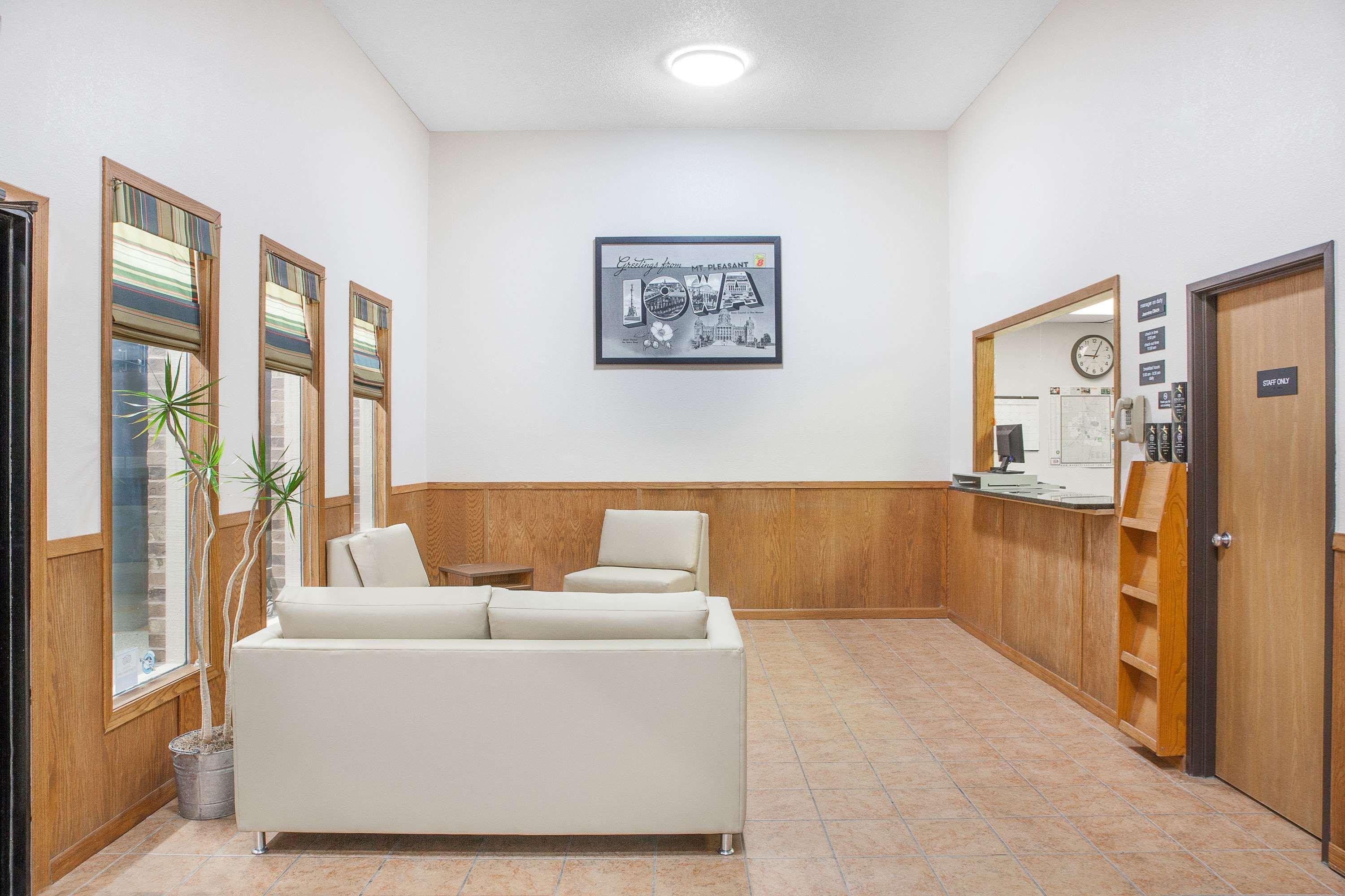 Super 8 By Wyndham Mt Pleasant Motel Mount Pleasant Dış mekan fotoğraf